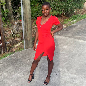 Meet your Posher, Jenais